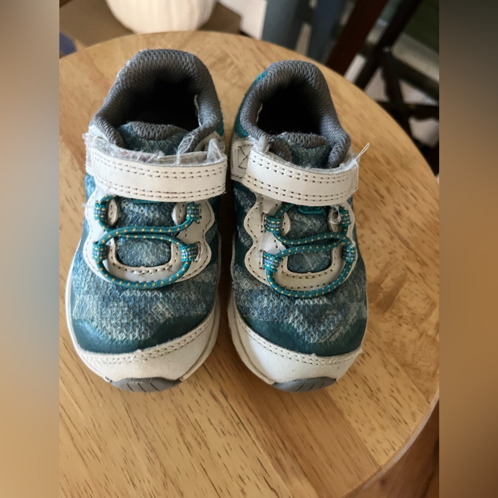 Merrell Sneakers size 6